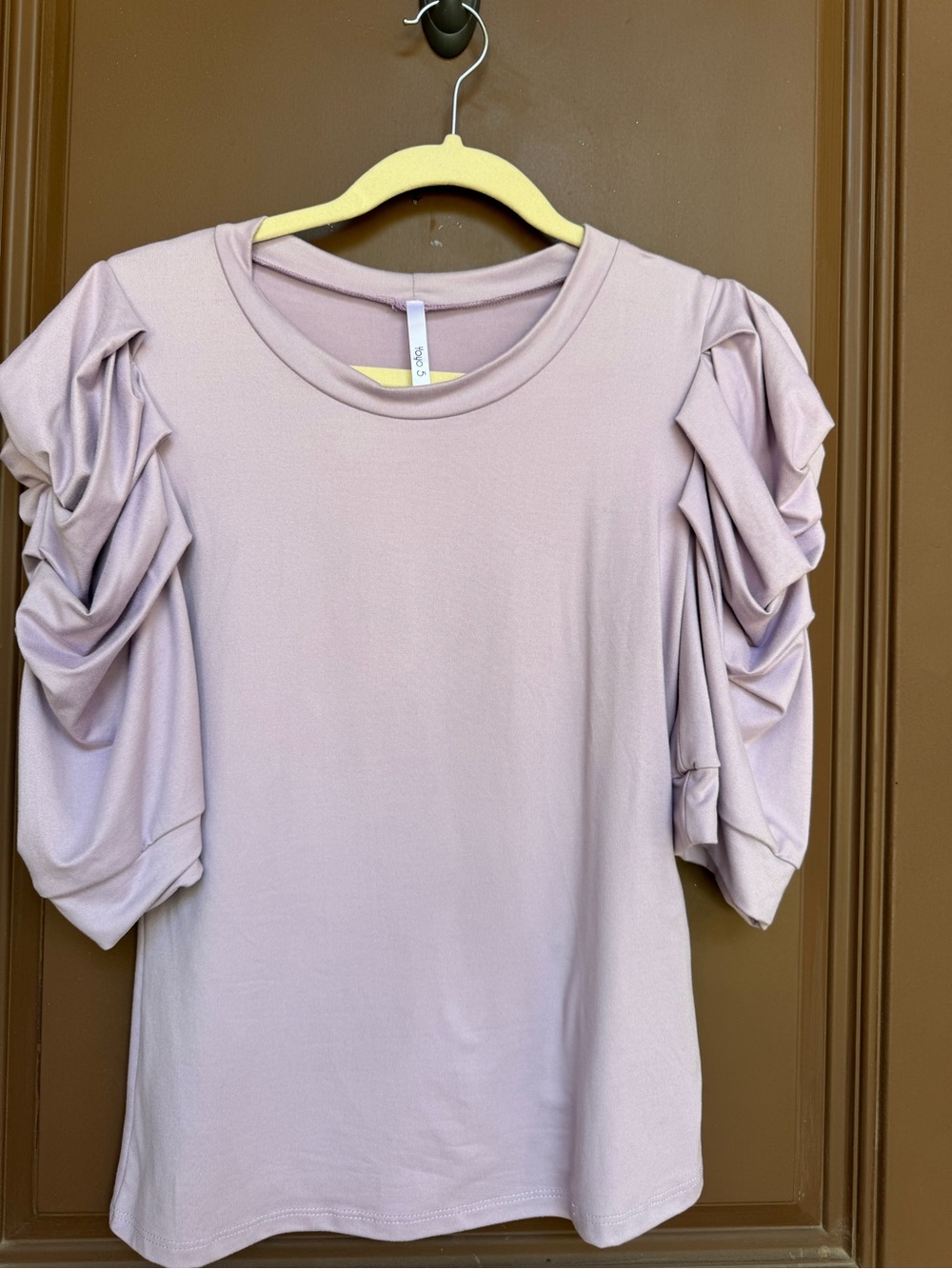 Women's Lavender Puff Sleeve Top size M
